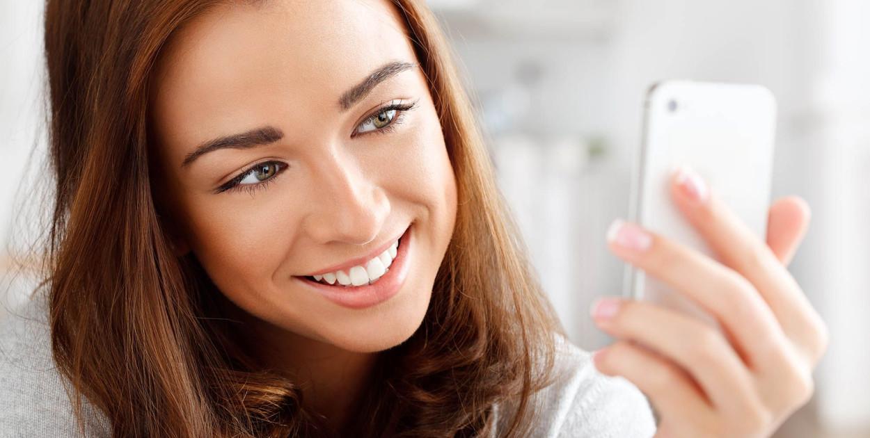 Randki online w Żarach – jak założyć profil, który przyciągnie osoby o podobnych zainteresowaniach?